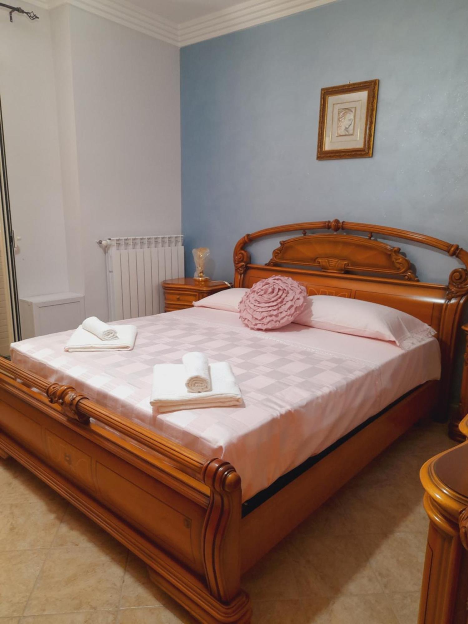 Al Cortile Del Pozzo Apartment Delia Екстериор снимка