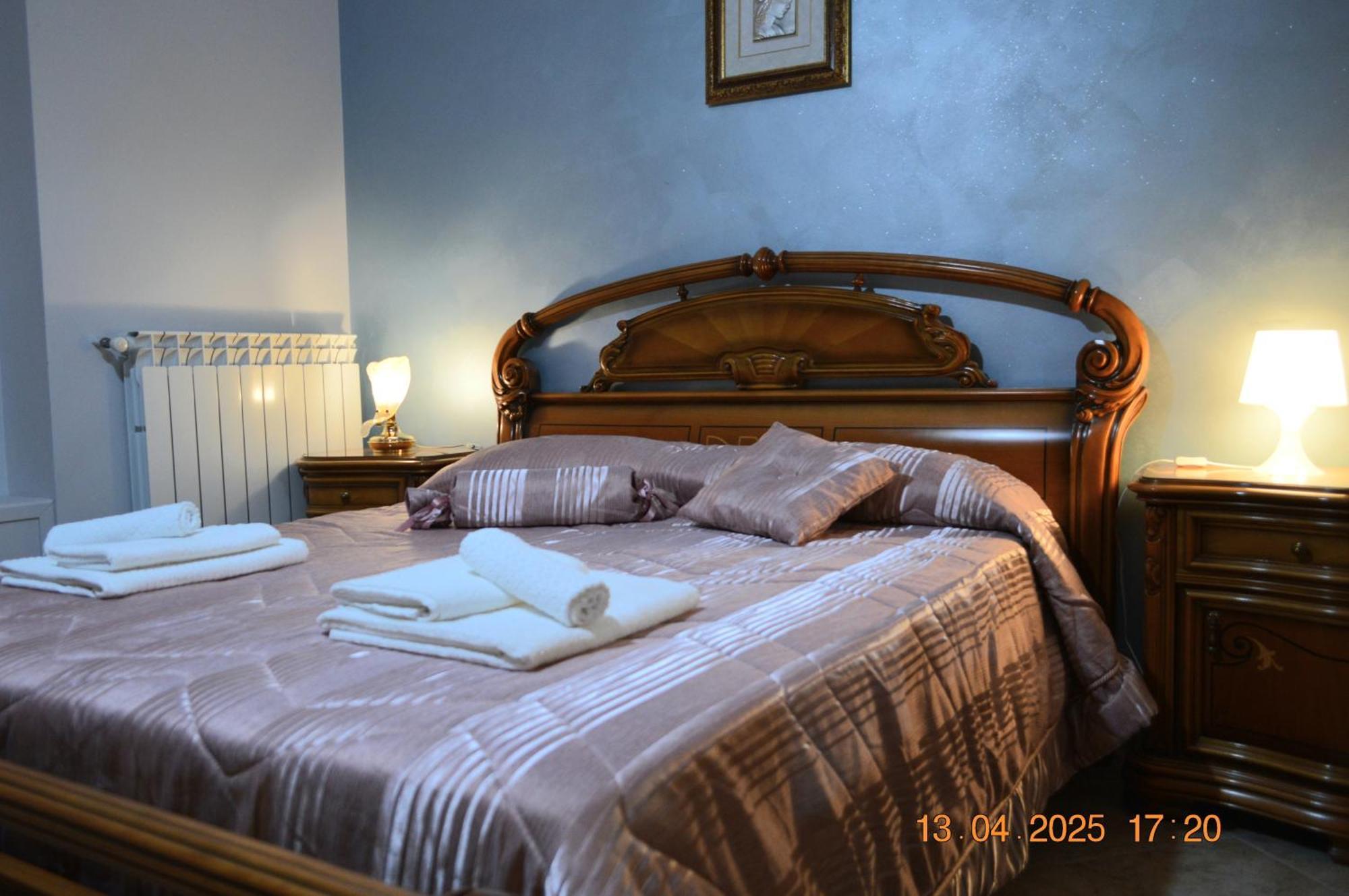 Al Cortile Del Pozzo Apartment Delia Екстериор снимка
