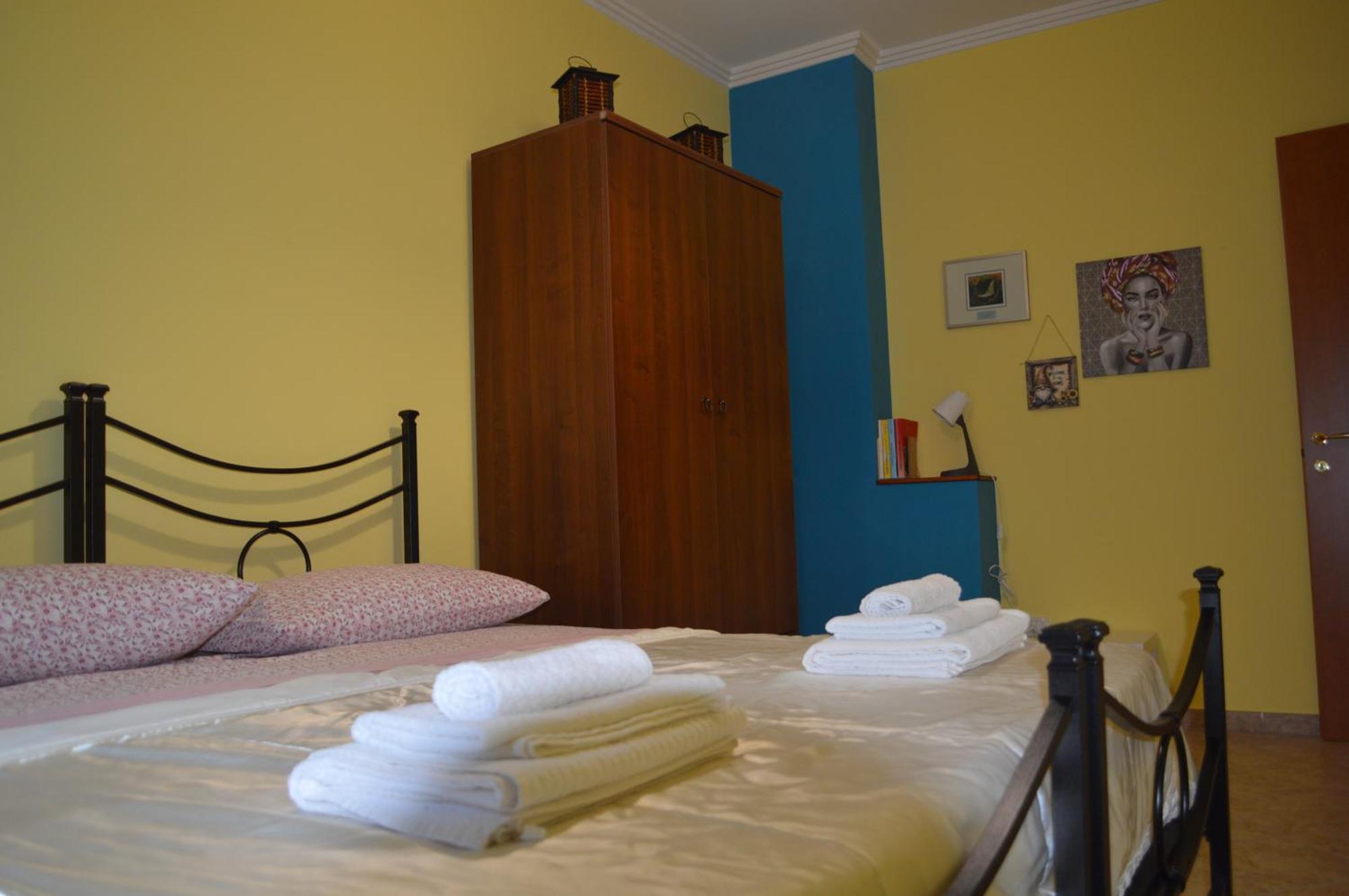 Al Cortile Del Pozzo Apartment Delia Екстериор снимка